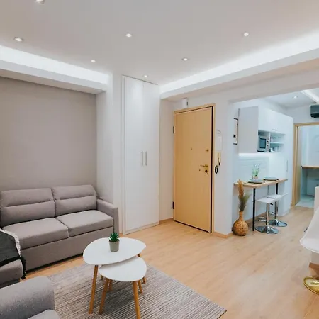 New Cozy By The Sea *