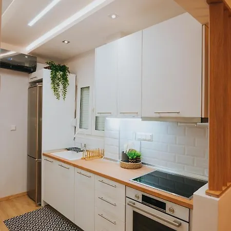 アパート New Cozy By The Sea テッサロニキ